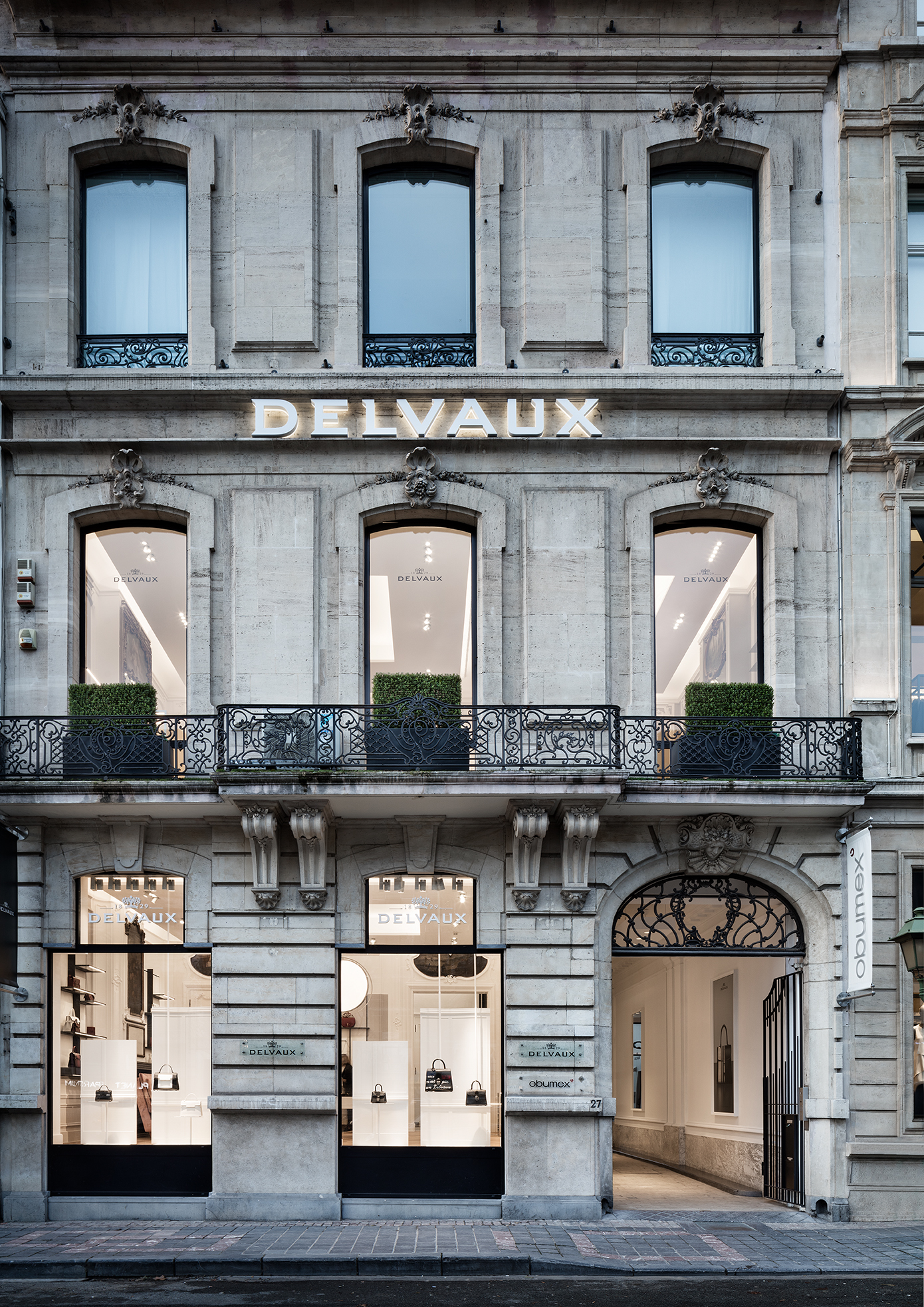 Delvaux: new boutique by Vudafieri-Saverino Partners - THE Stylemate